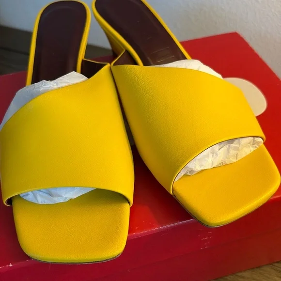 NIB [STAUD] Nevil Leather Wedge Mules In Goldie Women's Sz EU 38.5 / US 8.5 - Picture 6 of 12